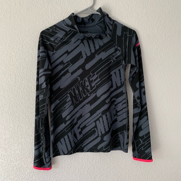 Nike Tops - nike pro pullover